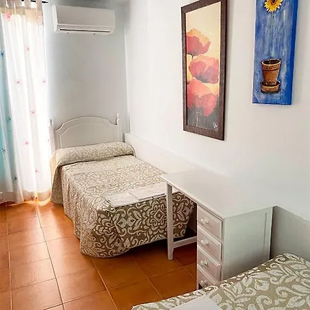 Country house La Casa De La Piscina,ideal Familias Y Grupos