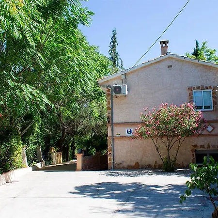 La Casa De La Piscina,ideal Familias Y Grupos Country house *