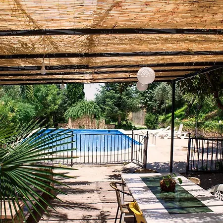 Country house La Casa De La Piscina,ideal Familias Y Grupos